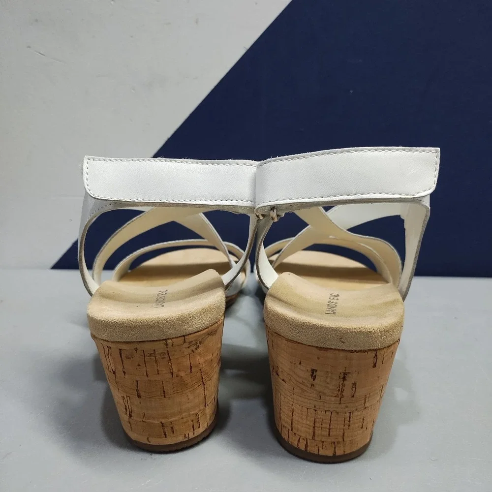 Lands' End Wedge Strappy Sandals Womens 9B White Cushioned Open Toe Hook & Loop
